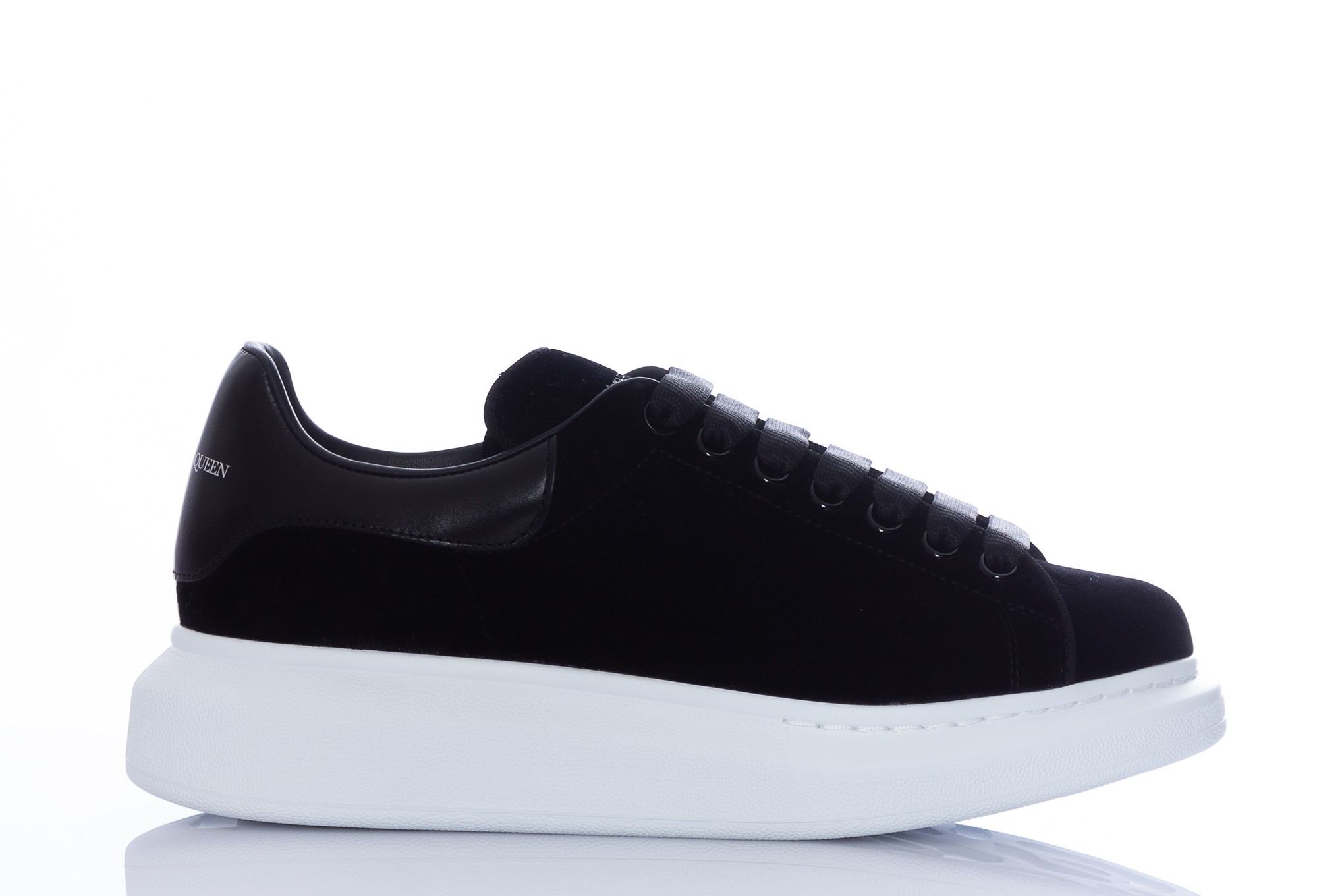 alexander mcqueen basket noire