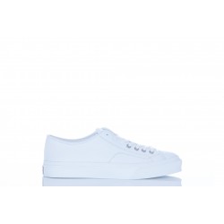 GIVENCHY CITY LOW SNEAKER IN GRAINED CALF LEATHER