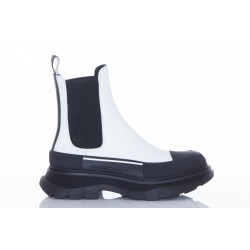 ALEXANDER MCQUEEN TREAD SLICK BOOT