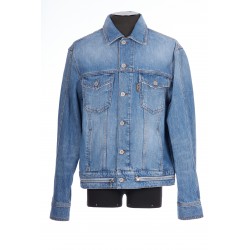 BUTTONED DENIM JACKET