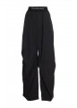 MID RISE PLEATED KNEE PANT W/ LOGO ELASTIC