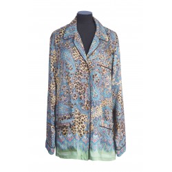 CHEMISE COUPE AMPLE AVEC POCHES PLAQUEES